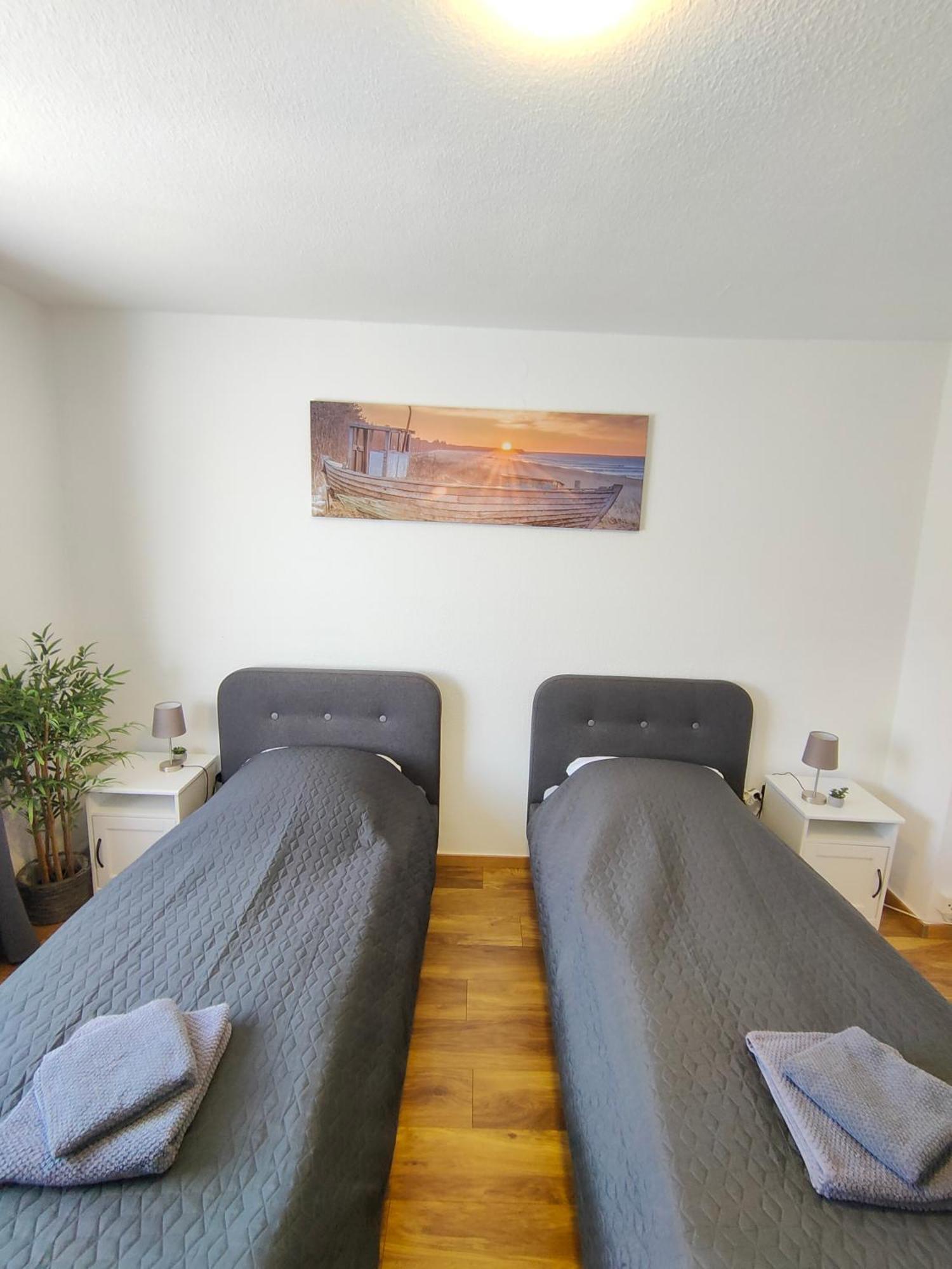 Large Central Apartment - Modern & Fully Equipped - Near Fair 科隆 外观 照片